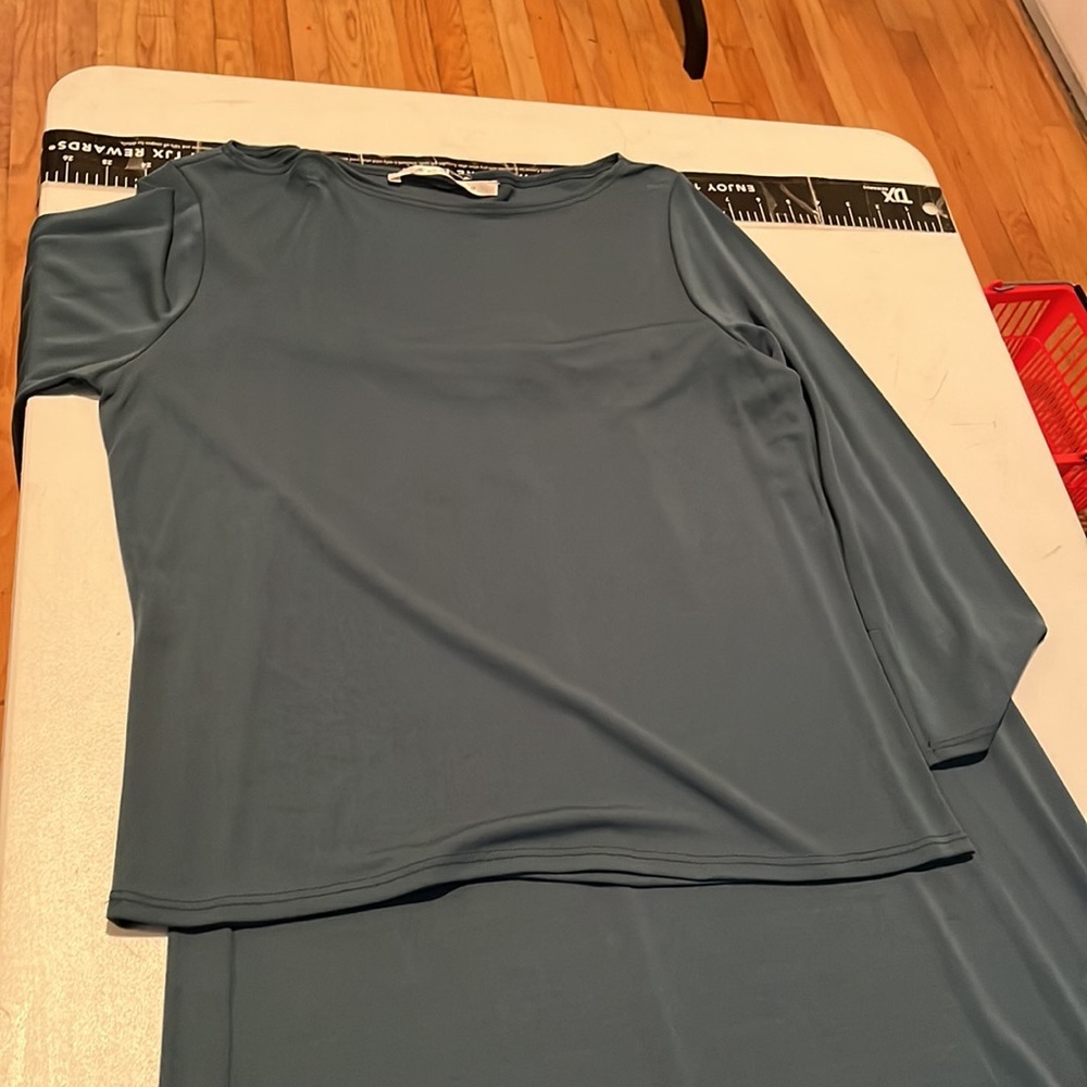Max Studio  size Medium Teal blue 2 piece  3/4 sleeve top & pull on Maxi skirt - Picture 2 of 14